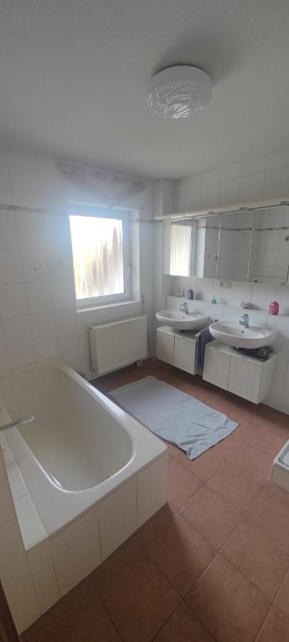 Ferienwohnung Zwischen Rhein Und Schwarzwald Bischweier Buitenkant foto